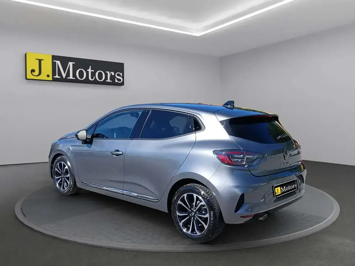 Usata Renault Clio V Techno 91 CV (66 kW) 2025 Metallizzata Berlina