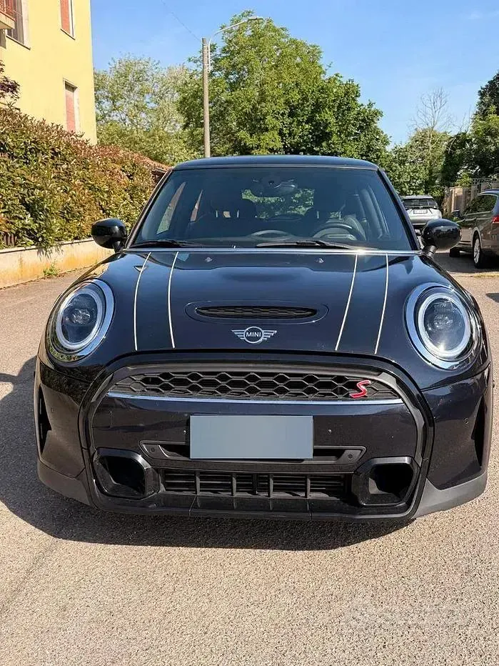 Usata Mini Cooper S 178 CV (130 kW) 2023 Nero Utilitaria