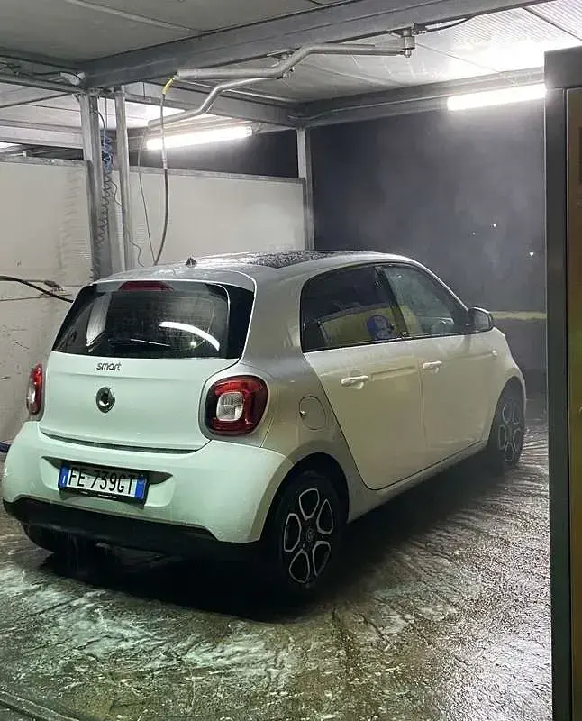 Usata Smart ForFour Passion 71 CV (52 kW) 2016 Utilitaria