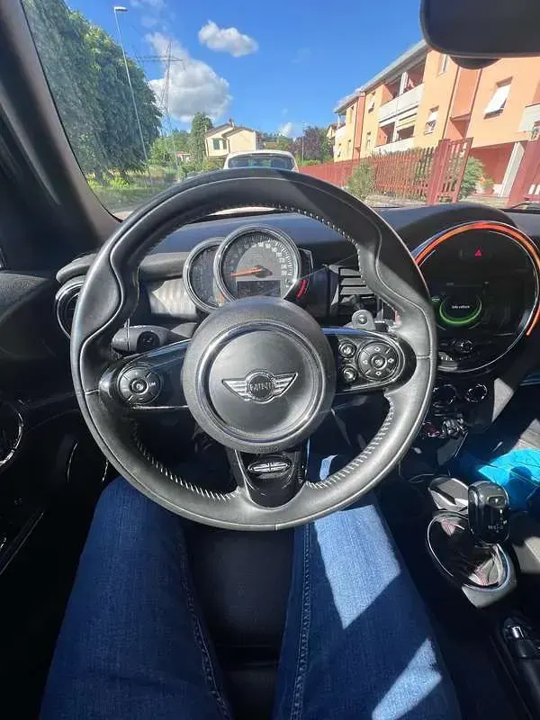 Usata Mini Cooper SD Hype 170 CV (125 kW) 2018 Grigio Utilitaria