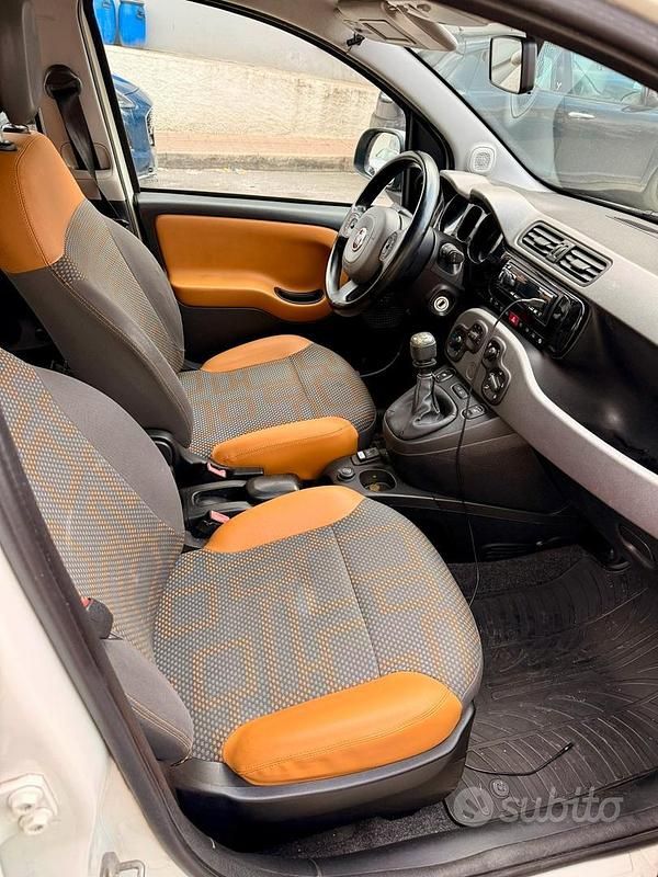 Usado Fiat Panda 4x4 85 CV (62 kW) 2013 Blanco Utilitario
