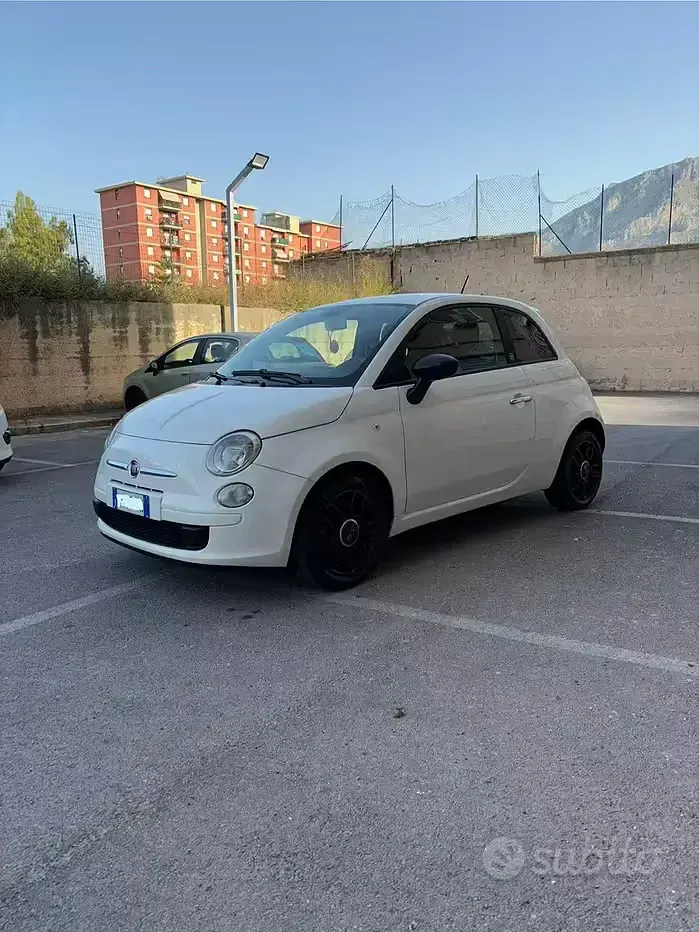 Usata Fiat 500 Lounge 95 CV (69 kW) 2011 Utilitaria