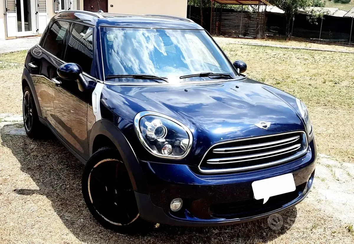 Usata Mini Cooper 122 CV (89 kW) 2016 Blu Utilitaria