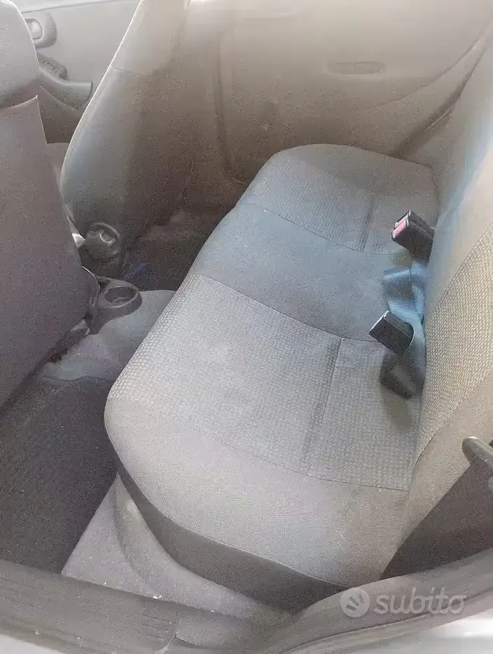 Usata Opel Corsa 58 CV (42 kW) 2003 Grigio Utilitaria