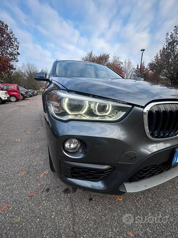 Usata BMW X1 150 CV (110 kW) 2016 Grigio SUV
