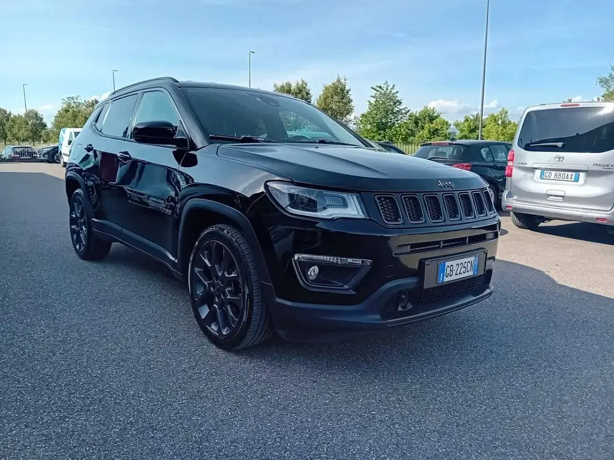 Usata Jeep Compass Sport 120 CV (88 kW) 2020 Nero SUV