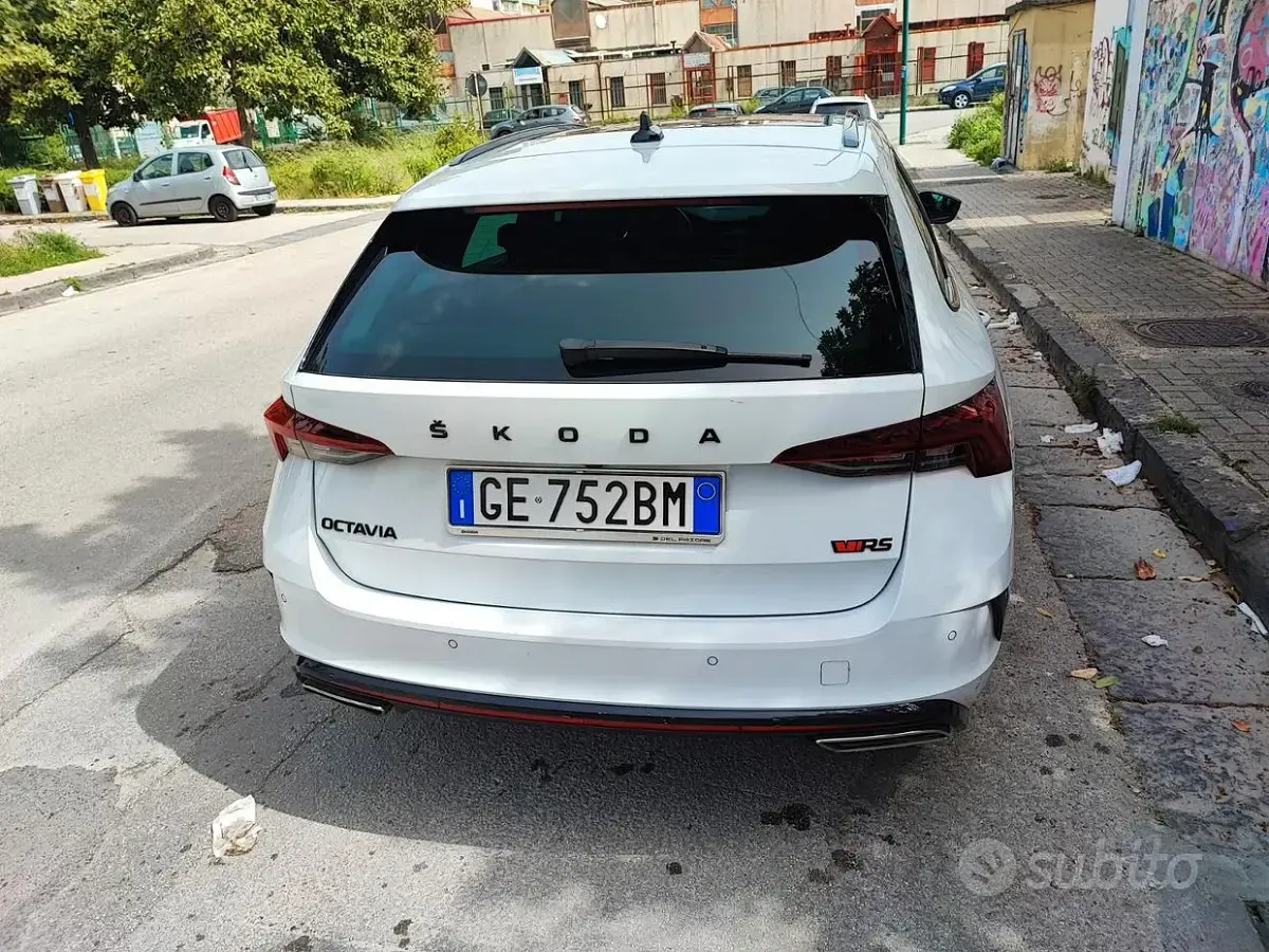 Usata Skoda Octavia RS 200 CV (147 kW) 2021 Bianco Station wagon