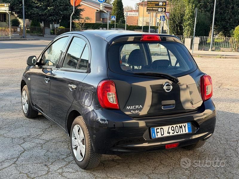 Usata Nissan Micra Tekna 80 CV (58 kW) 2016 Nero Utilitaria