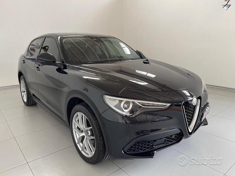 Usata Alfa Romeo Stelvio 210 CV (154 kW) 2019 Nero SUV