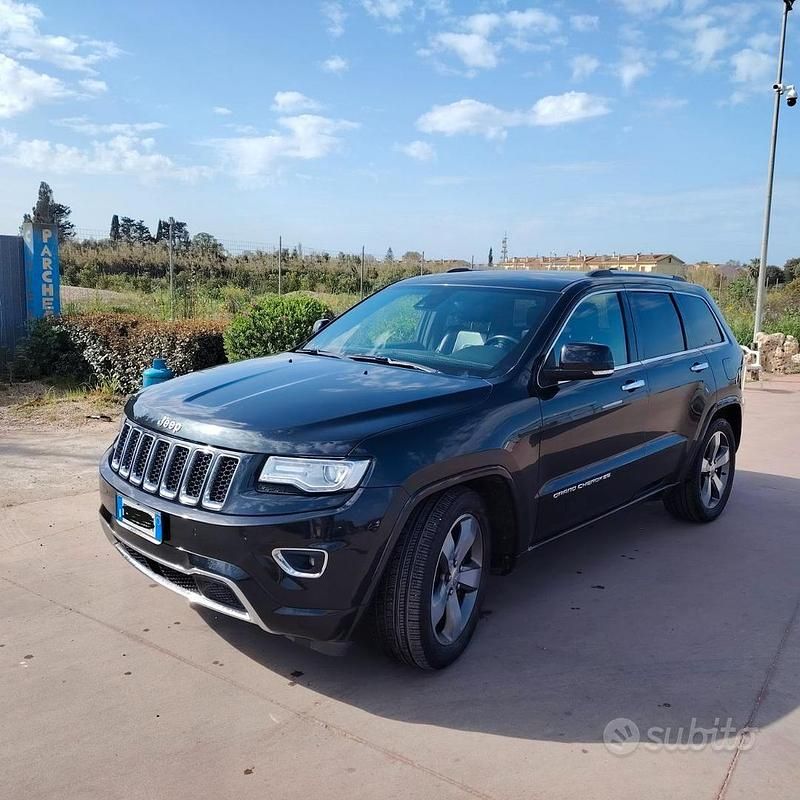Usata Jeep Grand Cherokee Overland 250 CV (183 kW) 2014 Nero SUV