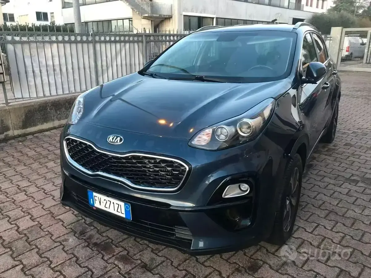 Usata Kia Sportage 136 CV (100 kW) 2019 Bluazzurro SUV