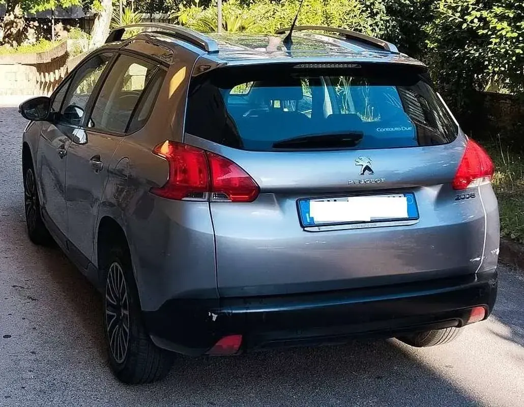 Usata Peugeot 2008 Active 68 CV (50 kW) 2014 Argento SUV