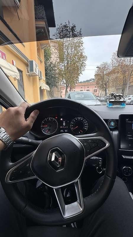 Usata Renault Clio V Equilibre 91 CV (66 kW) 2023 Berlina