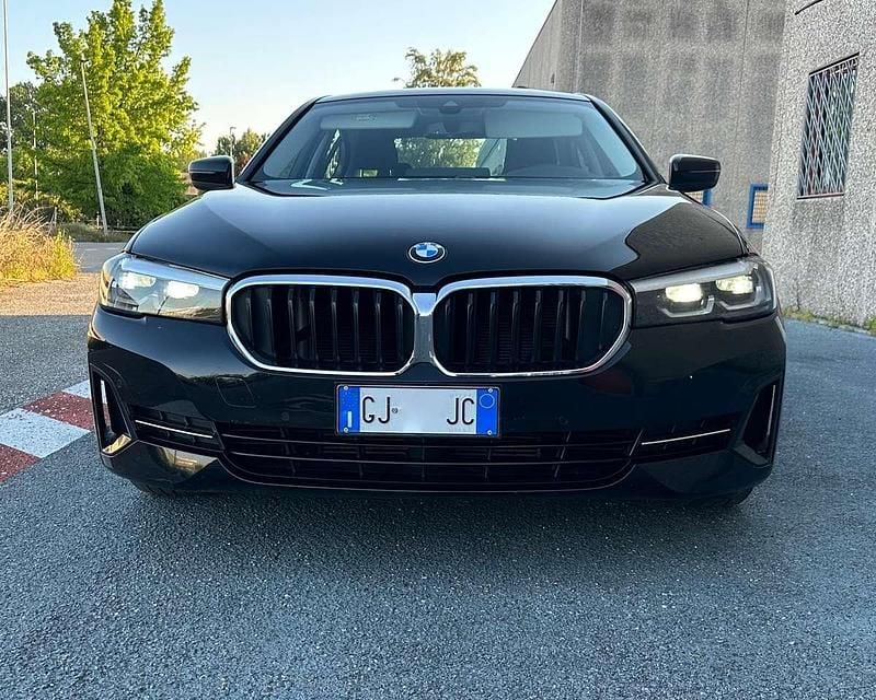 Usata BMW 520 190 CV (139 kW) 2022 Nero Berlina