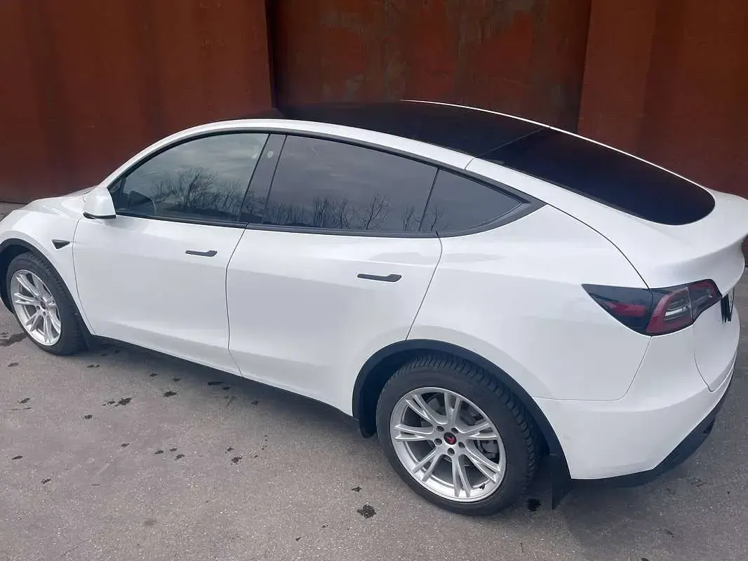 Usata Tesla Model Y 256 kW (349 CV) 2021 Bianco SUV