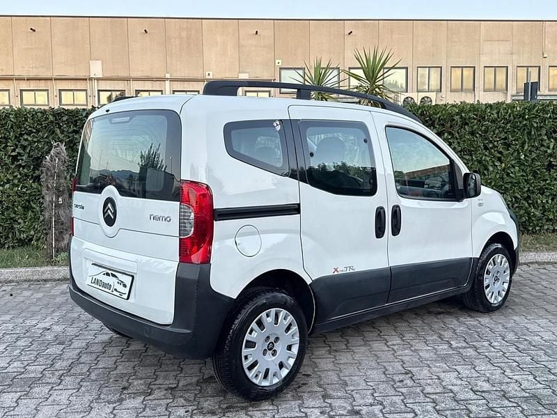 Usata Citroën Nemo 75 CV (55 kW) 2012 Bianco Monovolume