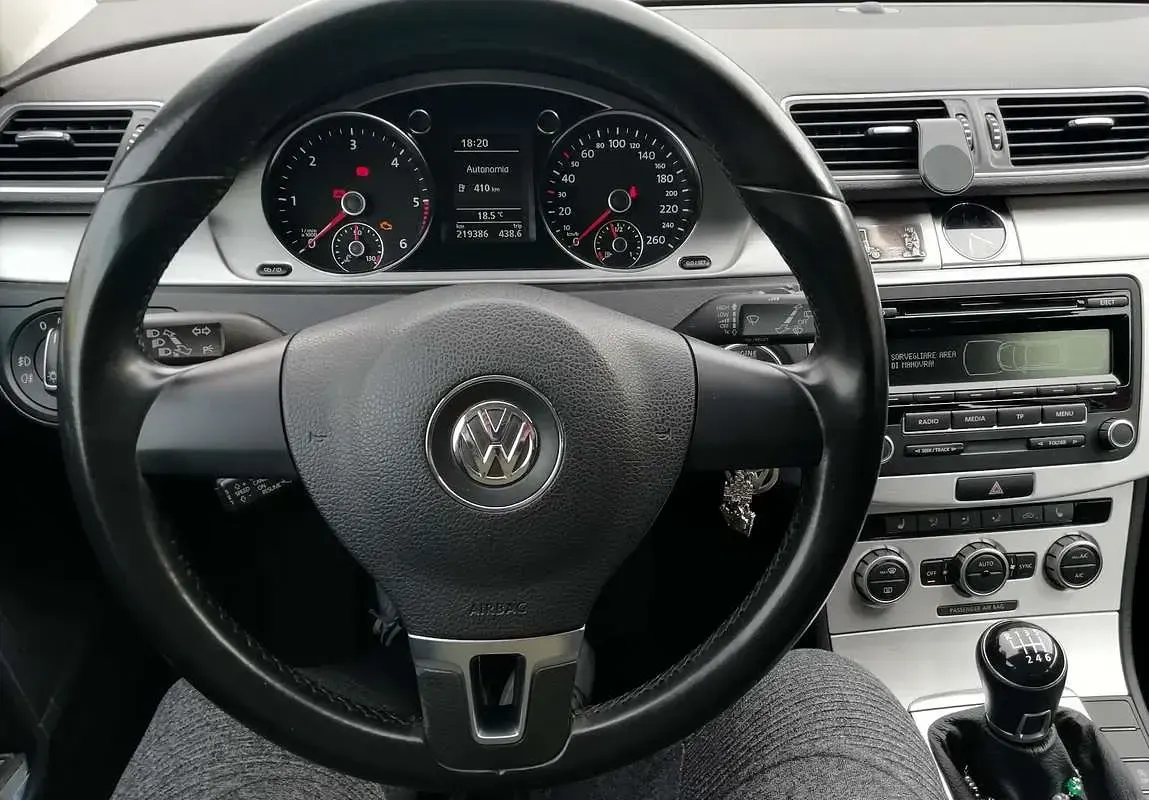Usata VW Passat Highline 140 CV (102 kW) 2012 Station wagon