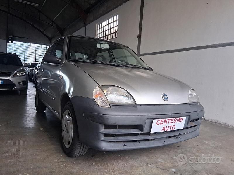 Usata Fiat 600 Anniversary 54 CV (39 kW) 2007 Grigio Utilitaria