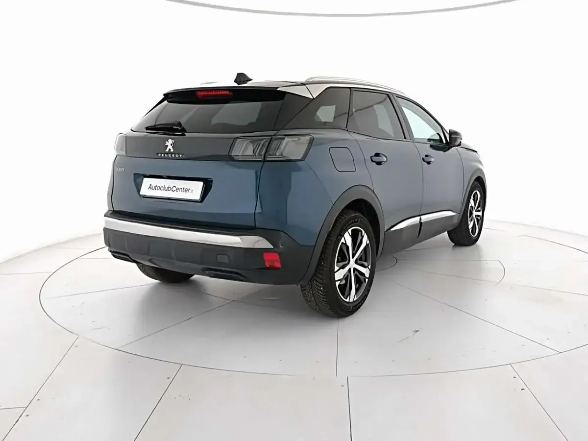 Usata Peugeot 3008 Allure 131 CV (96 kW) 2021 Blu SUV