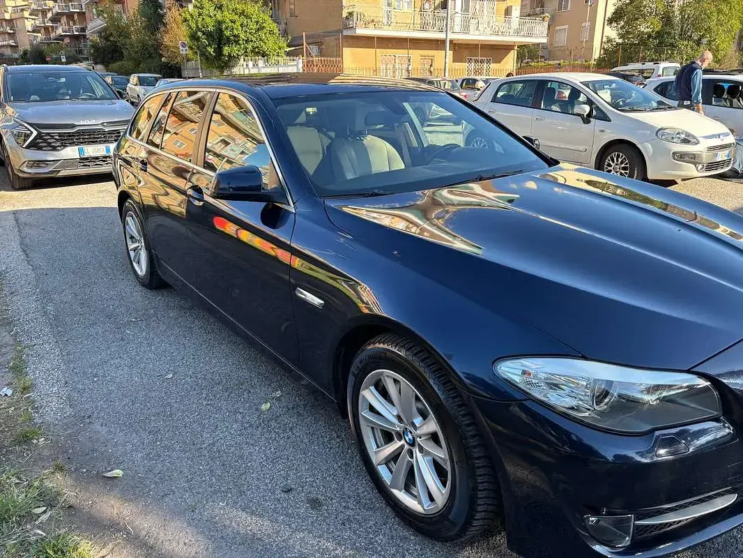 Usata BMW 525 218 CV (160 kW) 2012 Blu/azzurro Station wagon