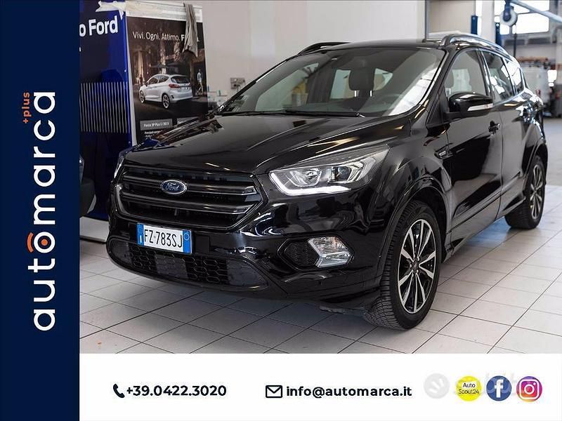 Usata Ford Kuga ST-Line 120 CV (88 kW) 2019 Nero SUV