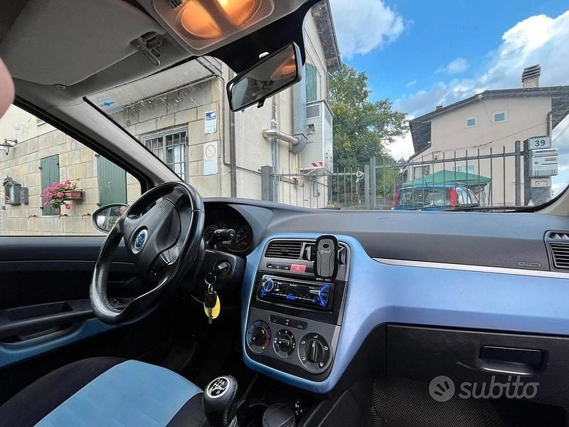 Usata Fiat Grande Punto 65 CV (47 kW) 2006 Utilitaria