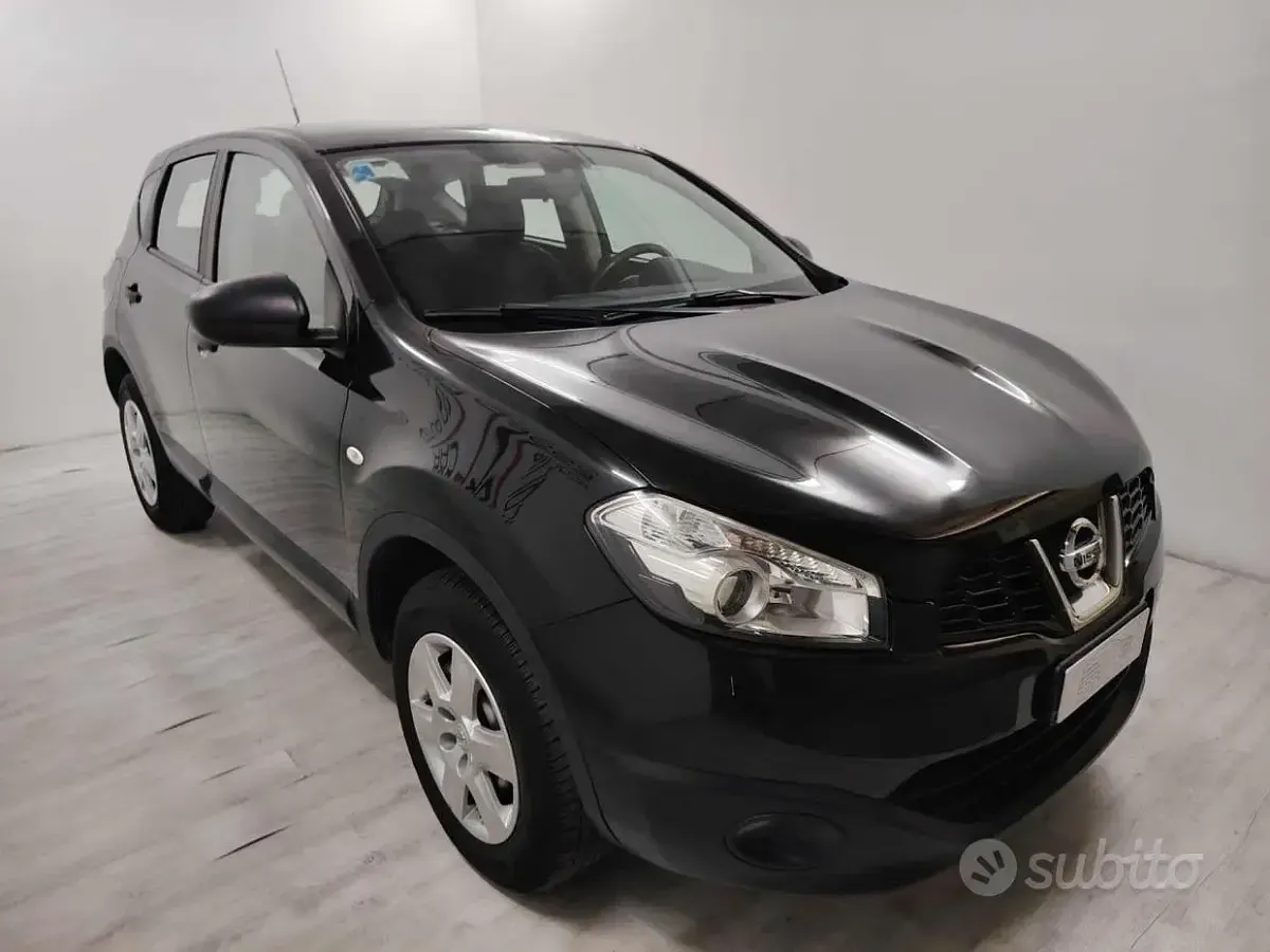 Usata Nissan Qashqai Acenta 110 CV (80 kW) 2013 Nero SUV