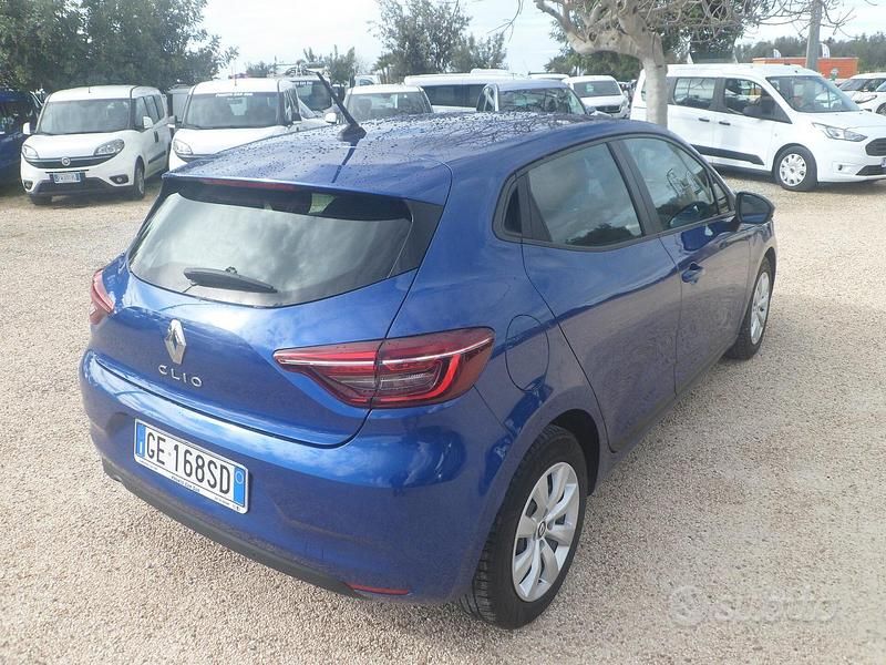 Usata Renault Clio V Business 86 CV (63 kW) 2021 Blu Berlina