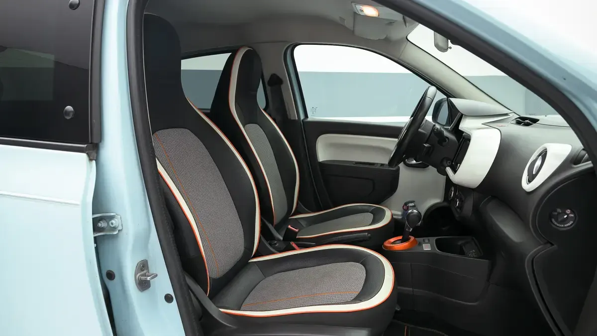 Usata Renault Twingo Vibes 60 kW (82 CV) 2021 Bluazzurro Utilitaria