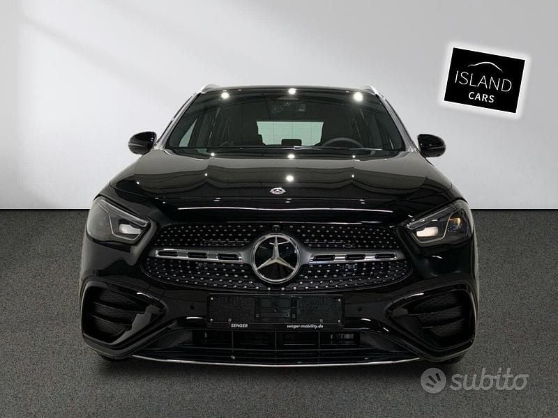 Usata Mercedes GLA180 136 CV (100 kW) 2024 Nero SUV