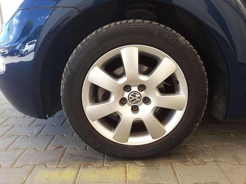 Usata VW Beetle Cabriolet 75 CV (55 kW) 2004 Blu/azzurro Cabrio