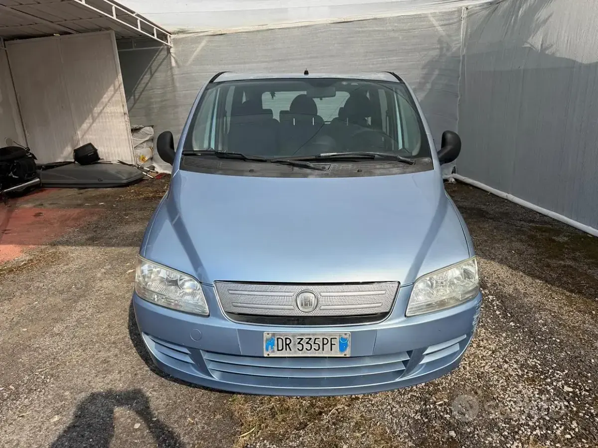 Usata Fiat Multipla Active 120 CV (88 kW) 2008 Bluazzurro Monovolume