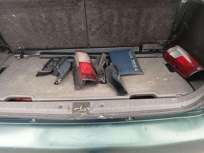 Usata Suzuki Ignis GL 83 CV (61 kW) 2001 Monovolume