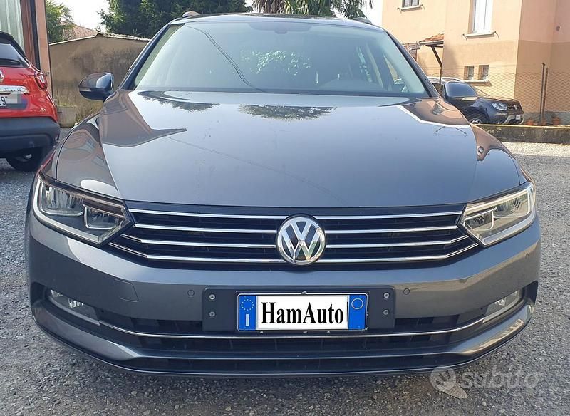 Usata VW Passat Executive 149 CV (109 kW) 2017 Grigio Station wagon