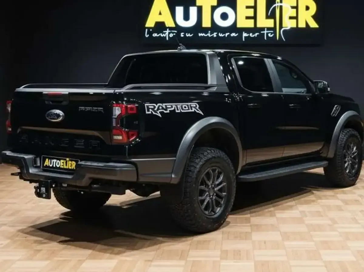 Nuova Ford Ranger Raptor 209 CV (153 kW) 2026 Absolute black metallizzato Pick-up