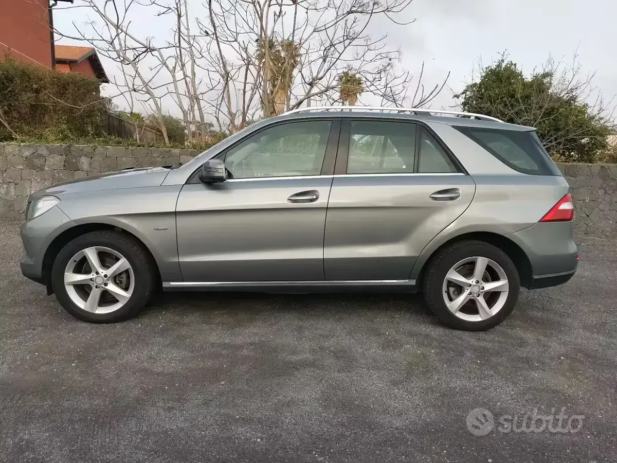 Usata Mercedes ML250 Premium 204 CV (150 kW) 2012 Grigio SUV