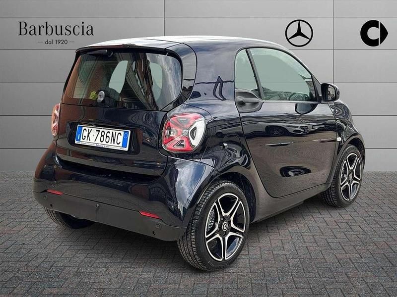 Usata Smart ForTwo Coupé Pulse 60 kW (82 CV) 2023 Blu/azzurro Utilitaria