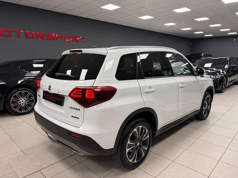 Usata Suzuki Vitara 140 CV (102 kW) 2019 Bianco SUV