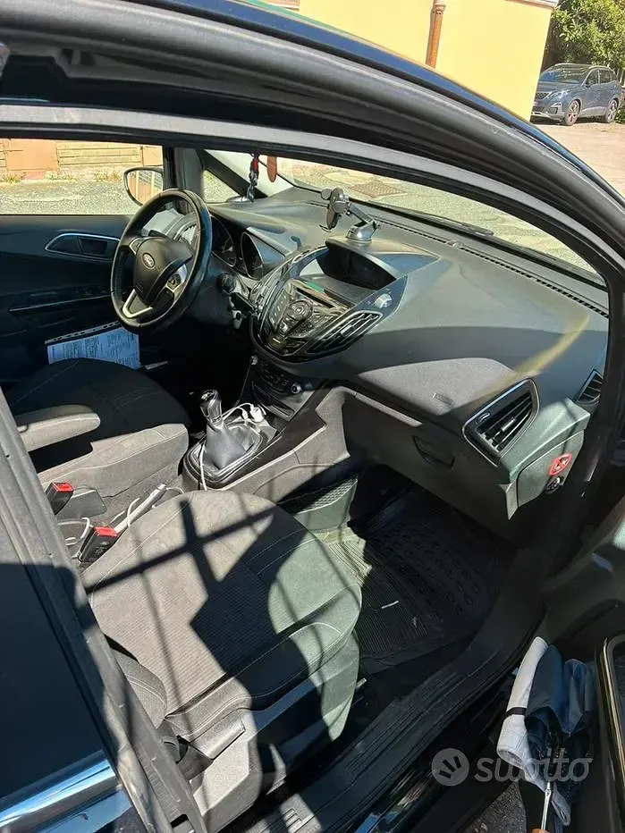 Usata Ford B-MAX 75 CV (55 kW) 2015 Nero Monovolume