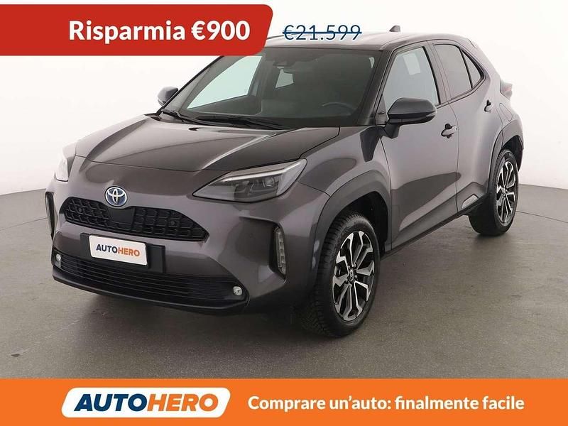 Usata Toyota Yaris Cross Trend 92 CV (67 kW) 2022 Grigio SUV
