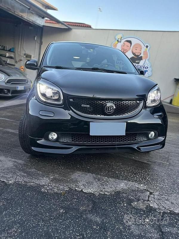 Usata Smart ForFour Brabus 2018 Nero Utilitaria