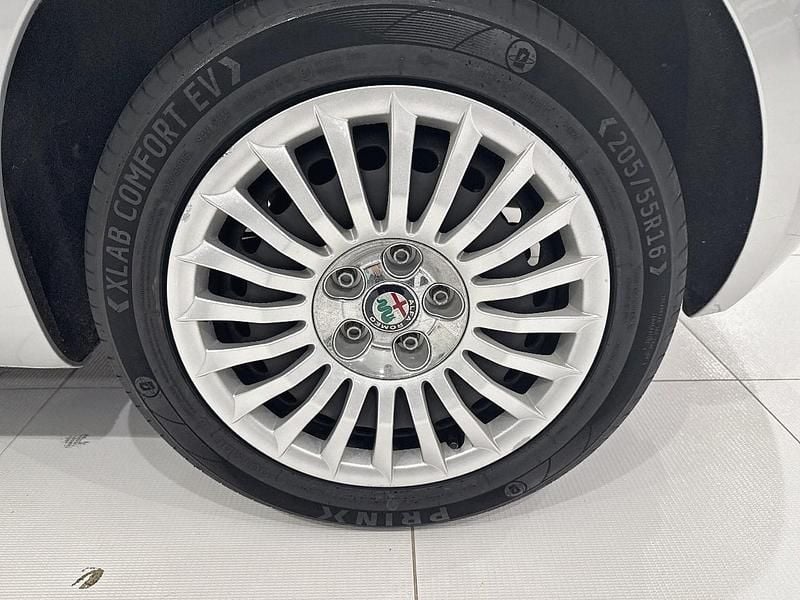 Usata Alfa Romeo Giulietta 120 CV (88 kW) 2019 Grigio Utilitaria