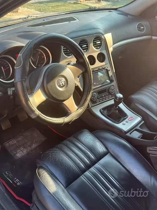 Usata Alfa Romeo 159 150 CV (110 kW) 2009 Grigio Berlina