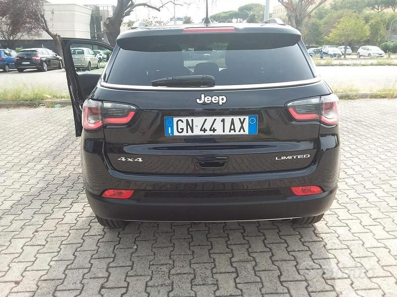 Usata Jeep Compass Limited 140 CV (102 kW) 2017 Nero SUV