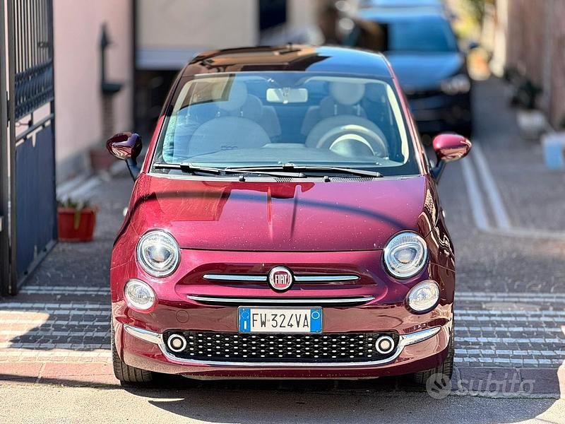 Usata Fiat 500 Lounge 69 CV (50 kW) 2019 Viola Utilitaria