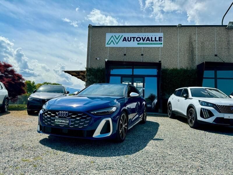 Usata Audi A5 Sport 367 CV (269 kW) 2025 Blu Coupé