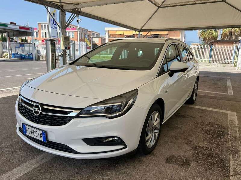 Usato 2018 Opel Astra 1.6 Diesel 110 CV (11.500 €)