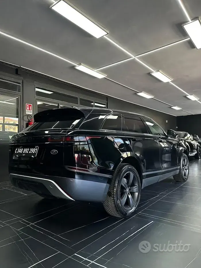 Usata Land Rover Range Rover Velar R-Dynamic 241 CV (177 kW) 2018 Nero SUV