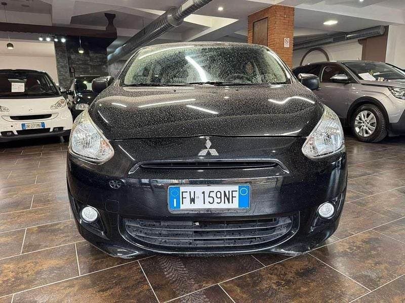 Usata Mitsubishi Space Star Invite 71 CV (52 kW) 2015 Nero Utilitaria