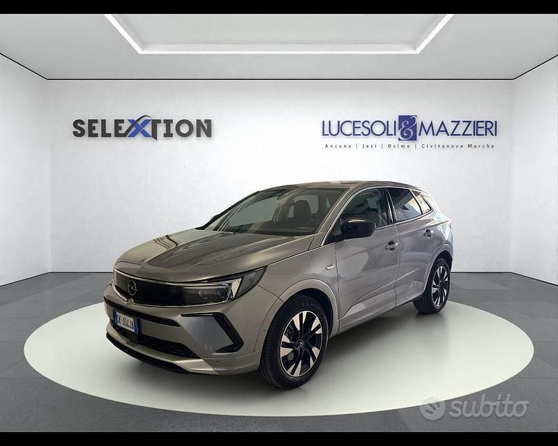 Usata Opel Grandland X Business Elegance 131 CV (96 kW) 2023 Grigio SUV